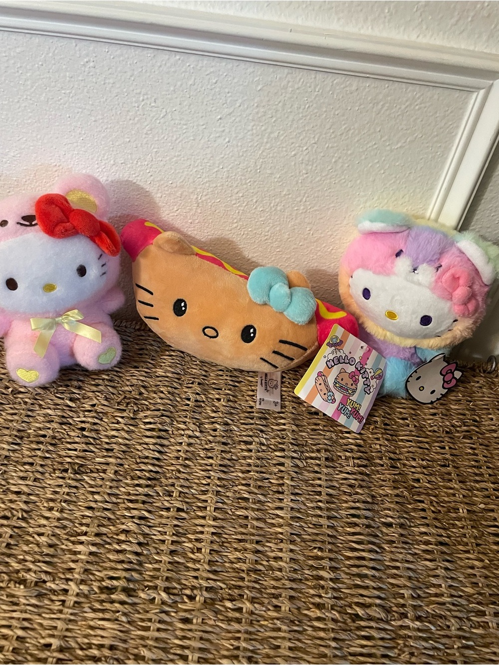 Sanrio Hello Kitty Bundle Wool Hello Kitty Taco Hello Kitty & Rainbow Theme NWT